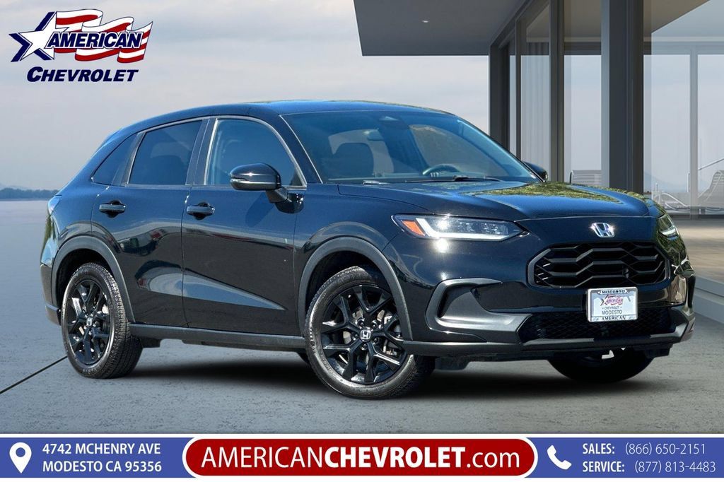 Used 2024 Honda HR-V Sport image 1
