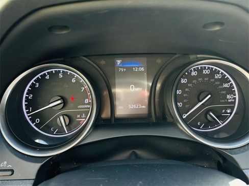 Used 2023 Toyota Camry SE image 23