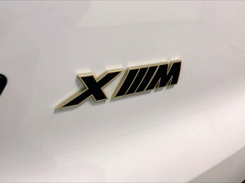 Used 2025 BMW XM image 30
