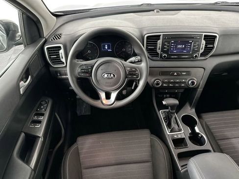 Used 2017 Kia Sportage LX w/ LX Popular Package image 10