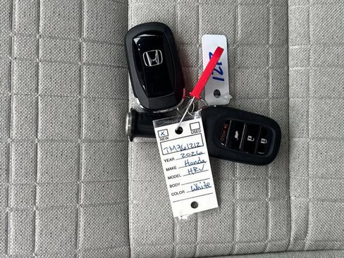 New 2026 Honda HR-V LX image 27