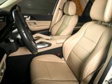 Used 2020 Mercedes-Benz GLE 350 4MATIC w/ AMG Line Exterior image 4