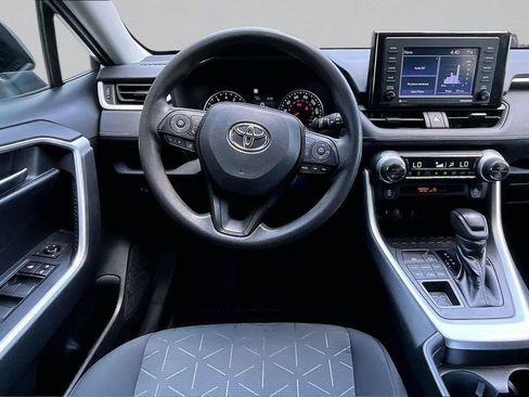 Certified 2021 Toyota RAV4 XLE AWD/4WD image 11