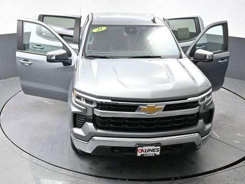Used 2025 Chevrolet Silverado 1500 LT image 65