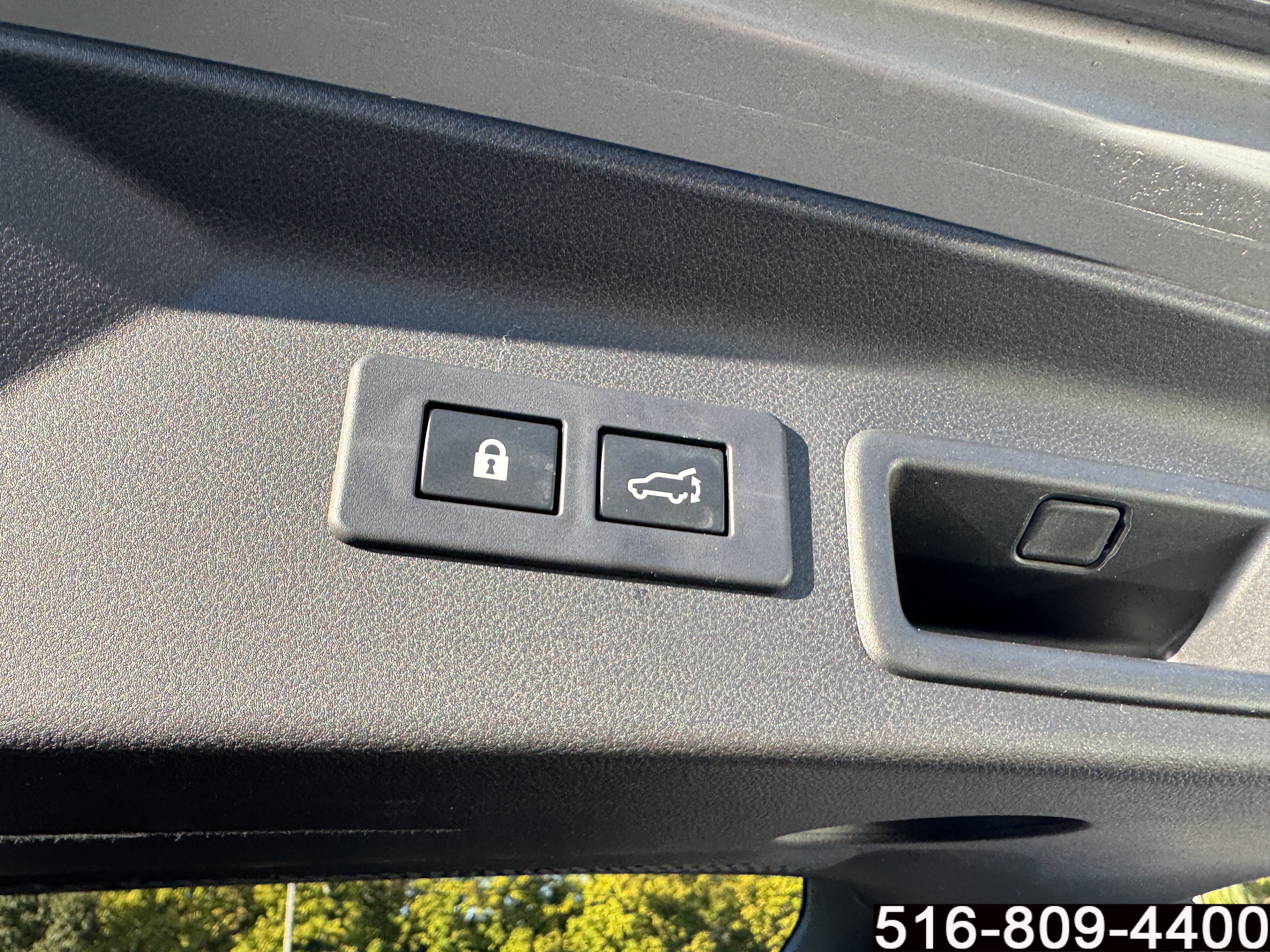 Used 2025 Subaru Forester Touring AWD/4WD image 35