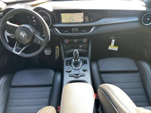 Used 2025 Alfa Romeo Stelvio Sprint w/ Veloce Package AWD/4WD image 20