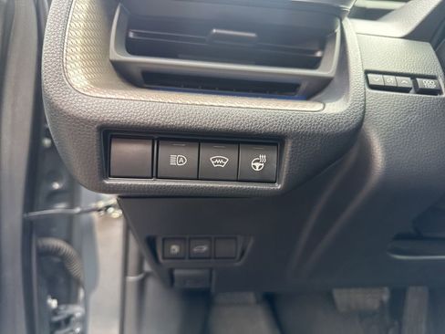 Used 2024 Toyota Prius Limited image 21