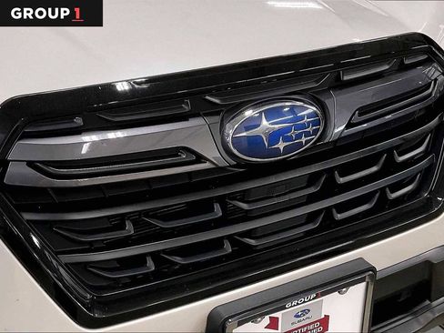 Used 2023 Subaru Forester Limited AWD/4WD image 30