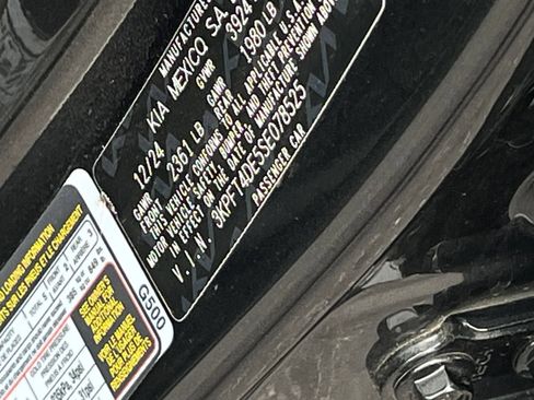Used 2025 Kia K4 FWD image 30