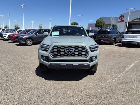 Used 2023 Toyota Tacoma TRD Off-Road w/ Advanced Technology Package AWD/4WD image 8