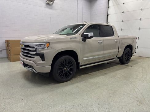 New 2026 Chevrolet Silverado 1500 High Country AWD/4WD image 8