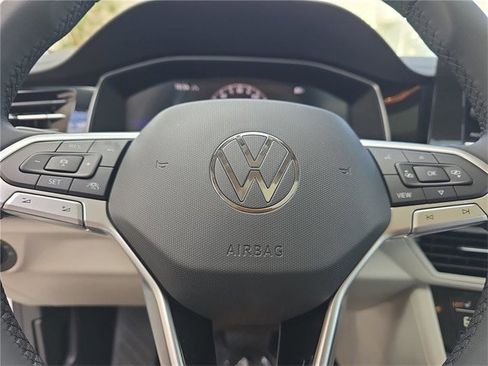 New 2026 Volkswagen Jetta SE image 22