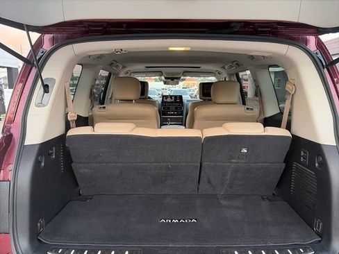 Used 2021 Nissan Armada Platinum w/ Captain's Chairs Package RWD image 13