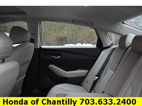 Used 2025 Honda Accord EX-L image 27