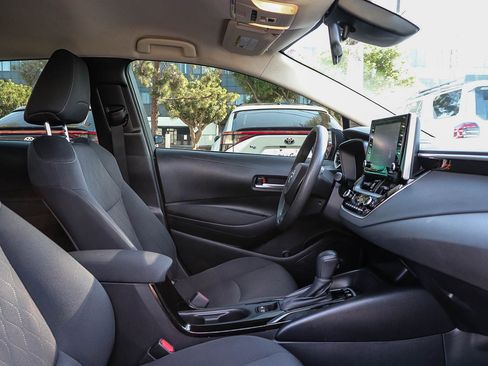 Used 2021 Toyota Corolla LE w/ Carpet Mat Package (TMS) image 18