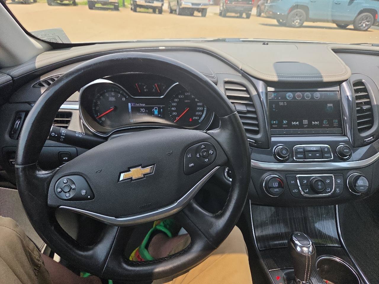 Used 2019 Chevrolet Impala LT w/ Sunroof and Spoiler Package FWD image 7