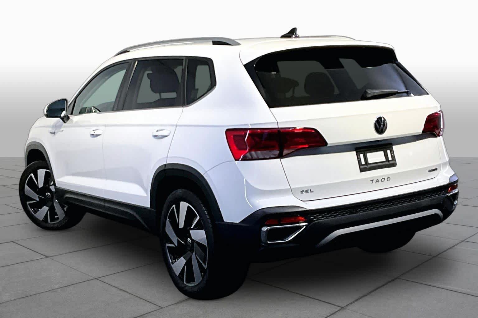 Used 2023 Volkswagen Taos SEL AWD/4WD image 12