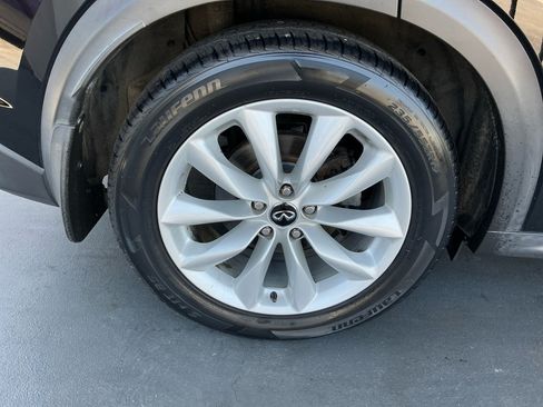 Used 2019 INFINITI QX50 Essential w/ Premium Heat Package FWD image 29
