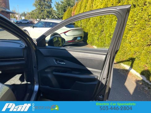 Used 2024 Nissan Ariya Engage e-4ORCE Sport Utility 4 image 46