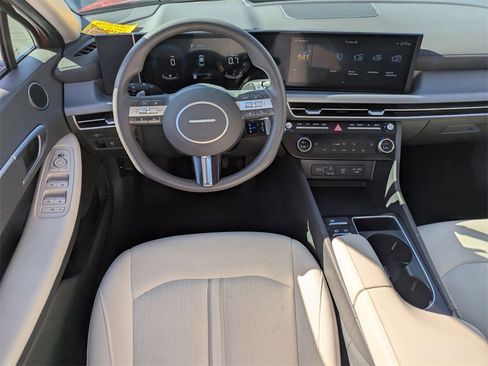 Used 2025 Hyundai Sonata SEL image 25