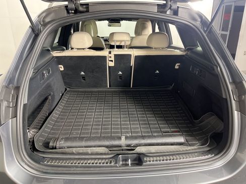 Used 2023 Mercedes-Benz GLC 300 4MATIC image 10