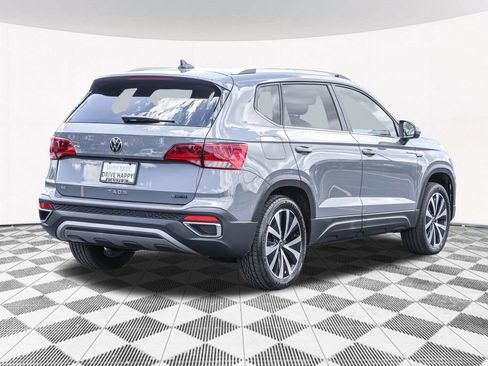 Certified 2023 Volkswagen Taos SE AWD/4WD image 12