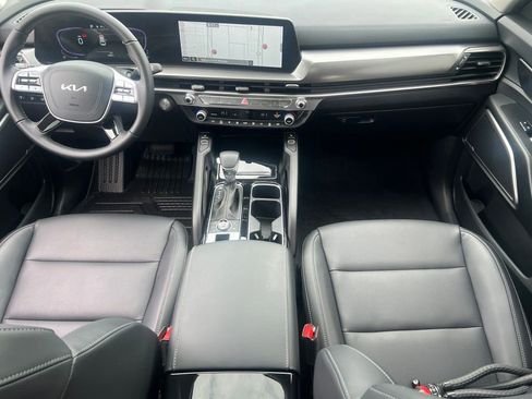 Certified 2025 Kia Telluride S AWD/4WD image 20