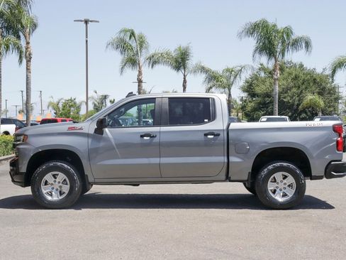 Used 2021 Chevrolet Silverado 1500 LT Trail Boss w/ Convenience Package II image 5