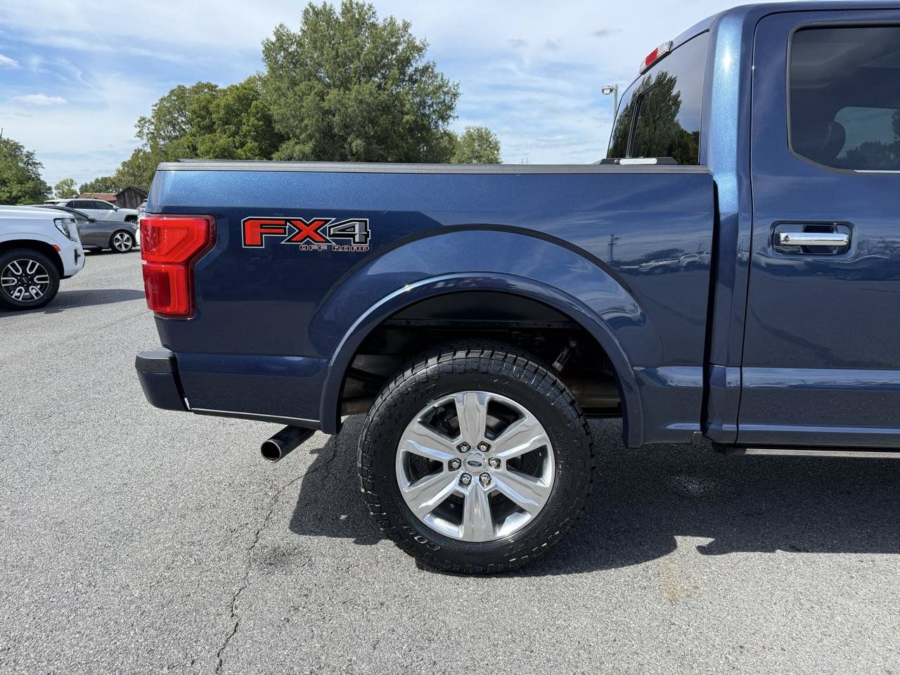 Used 2019 Ford F150 Platinum w/ Equipment Group 701A Luxury AWD/4WD image 43