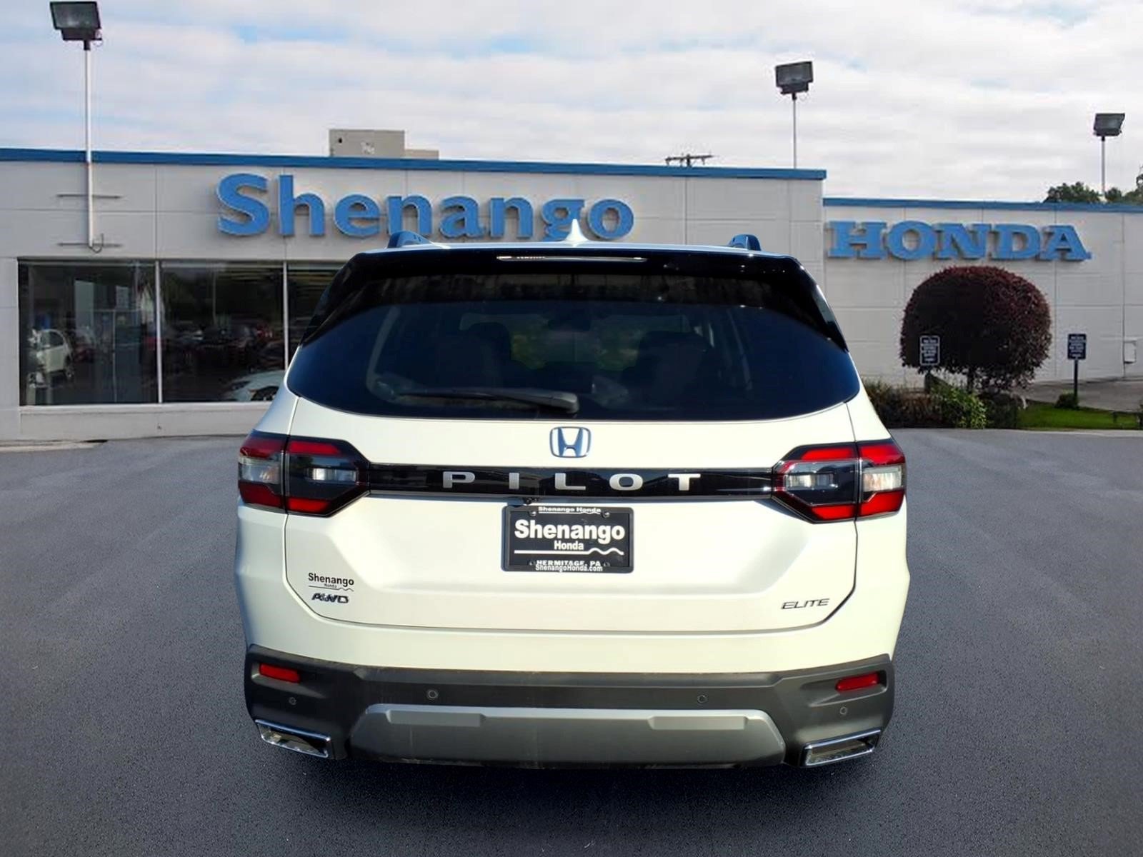 New 2026 Honda Pilot Elite image 4