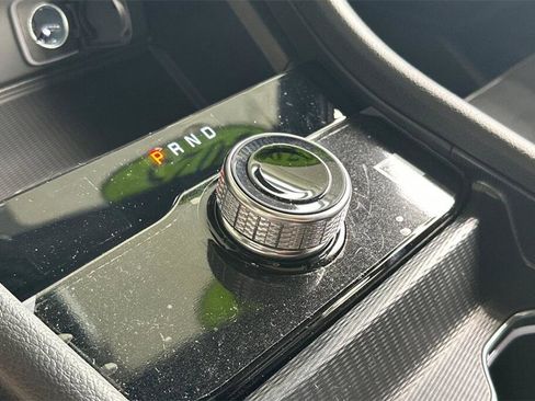 New 2025 Jeep Grand Cherokee Altitude image 18