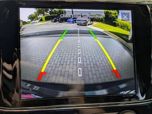 Used 2020 Jeep Grand Cherokee Altitude RWD image 14