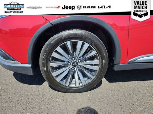 Used 2019 Mitsubishi Outlander ES AWD/4WD image 12