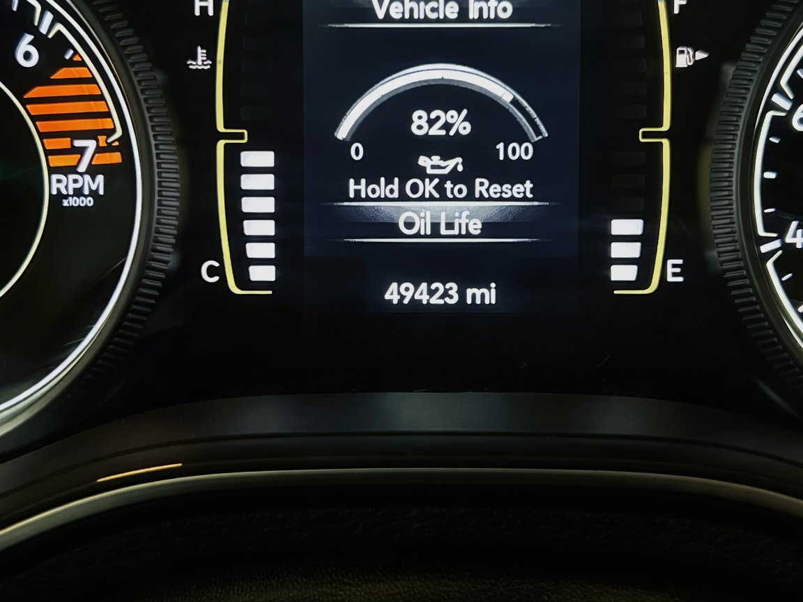 Used 2019 Jeep Cherokee Latitude Plus FWD image 8