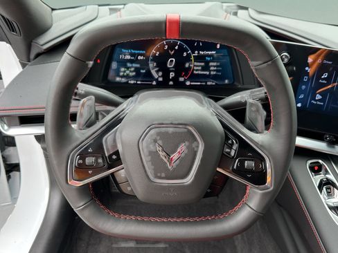 Used 2024 Chevrolet Corvette Stingray Coupe RWD image 24