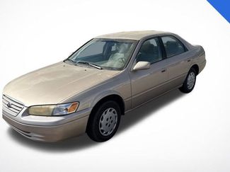 Used 1999 Toyota Camry LE video 1