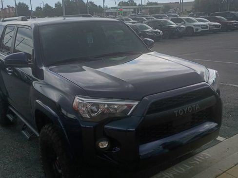 Used 2022 Toyota 4Runner SR5 RWD image 2