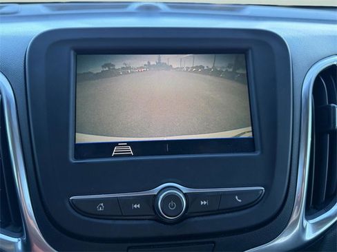 Certified 2021 Chevrolet Equinox LT image 18