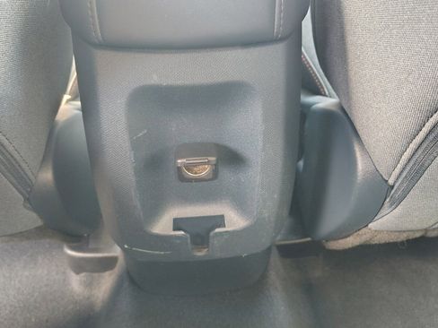 Used 2022 Ford Maverick XLT FWD image 17