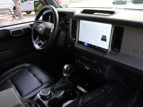 Used 2025 Ford Bronco Outer Banks AWD/4WD image 14