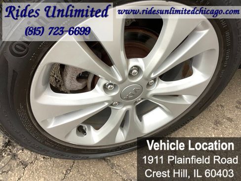 Used 2015 Kia Soul + image 35