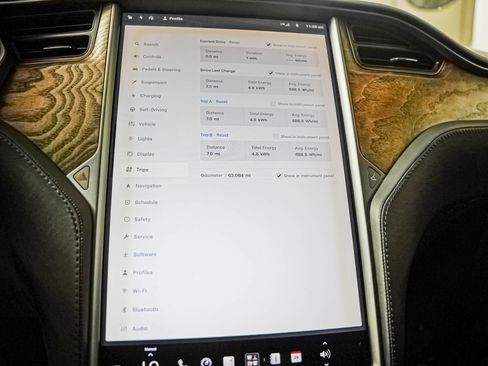 Used 2019 Tesla Model S AWD image 19