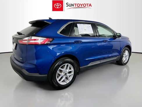 Used 2023 Ford Edge SEL image 4