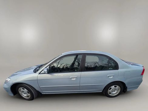 Used 2005 Honda Civic Hybrid Sedan image 2