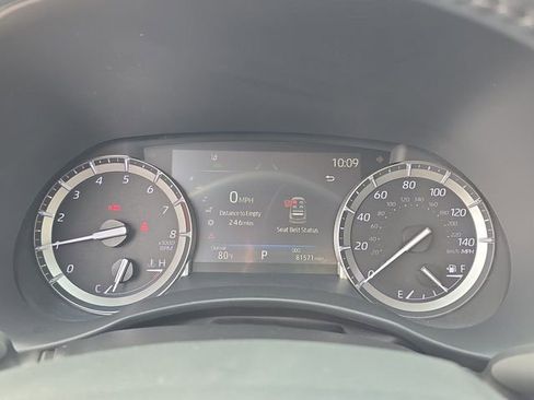 Used 2022 Toyota Highlander XLE AWD/4WD image 22