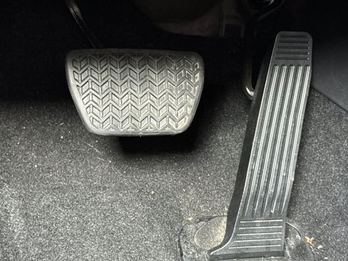 Certified 2025 Toyota RAV4 XLE w/ Convenience Package AWD/4WD image 43