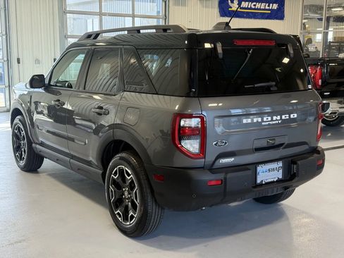 Used 2025 Ford Bronco Sport Outer Banks image 5