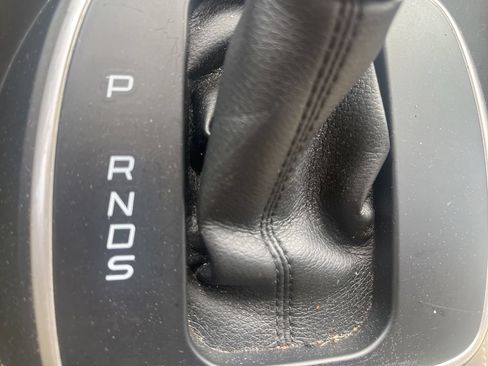 Used 2013 Ford Escape SE FWD image 19