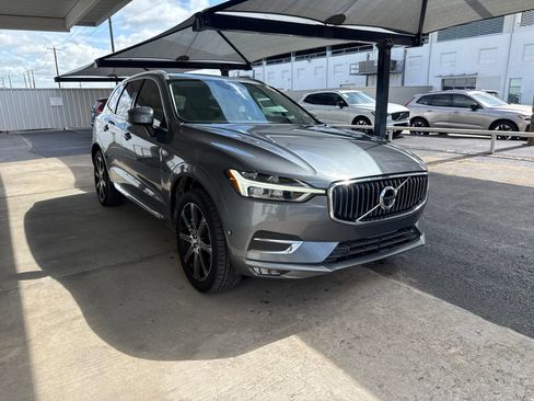 Used 2019 Volvo XC60 T5 Inscription w/ Protection Package FWD image 3