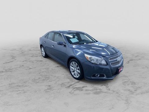 Used 2013 Chevrolet Malibu LTZ FWD image 3